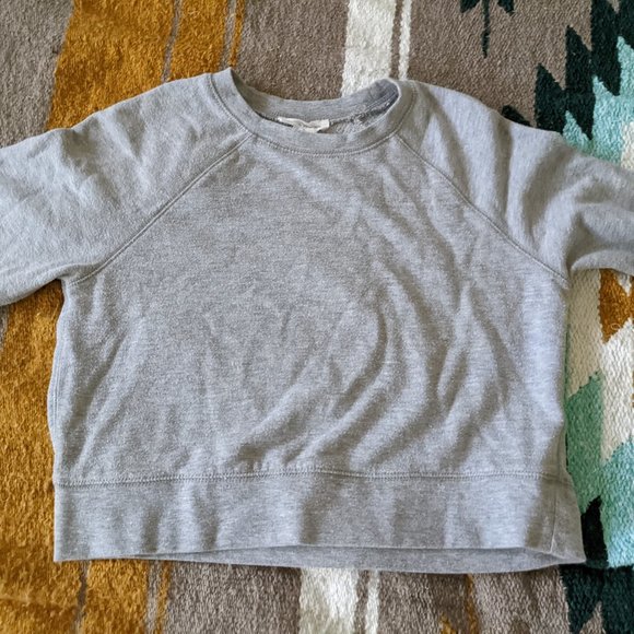 Forever 21 Cropped Sweatshirt in Grey - Picture 2 of 5